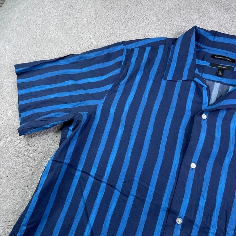 Banana Republic Shirt Mens‎ XL Blue Stripes Short Sleeve Camp Loop Collar